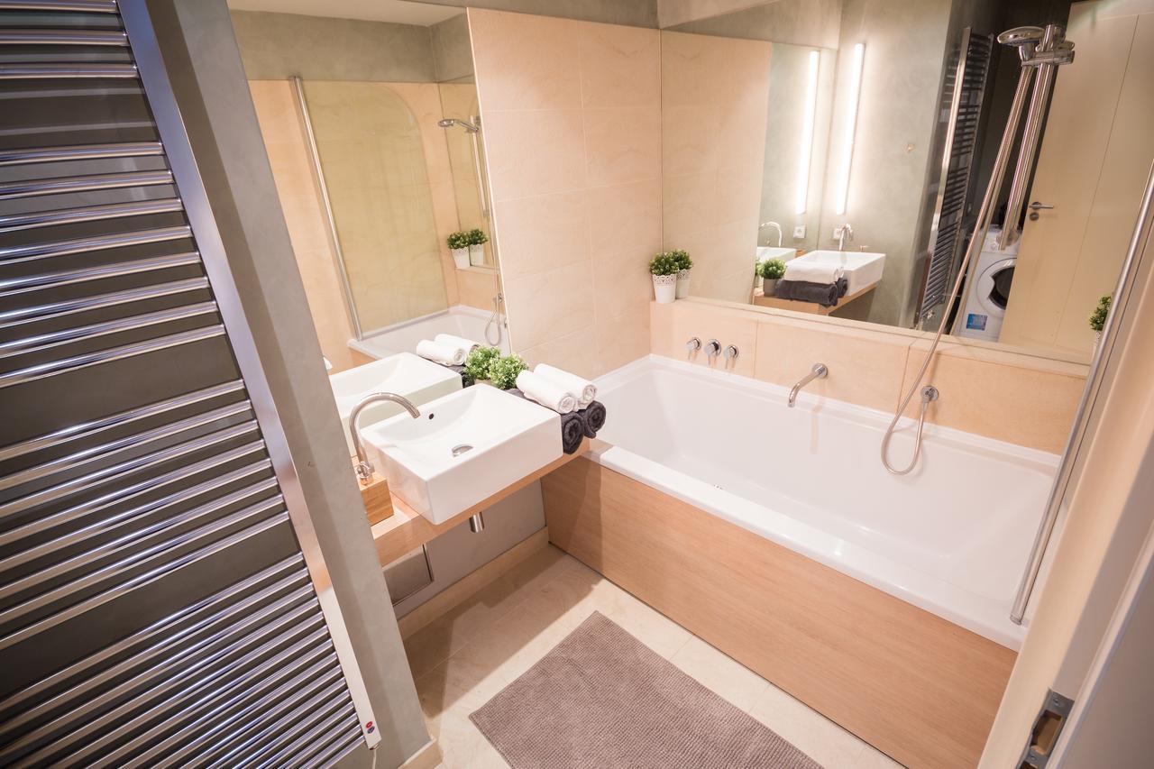 Luxury Apartment River Diamond Residence Prag Eksteriør billede