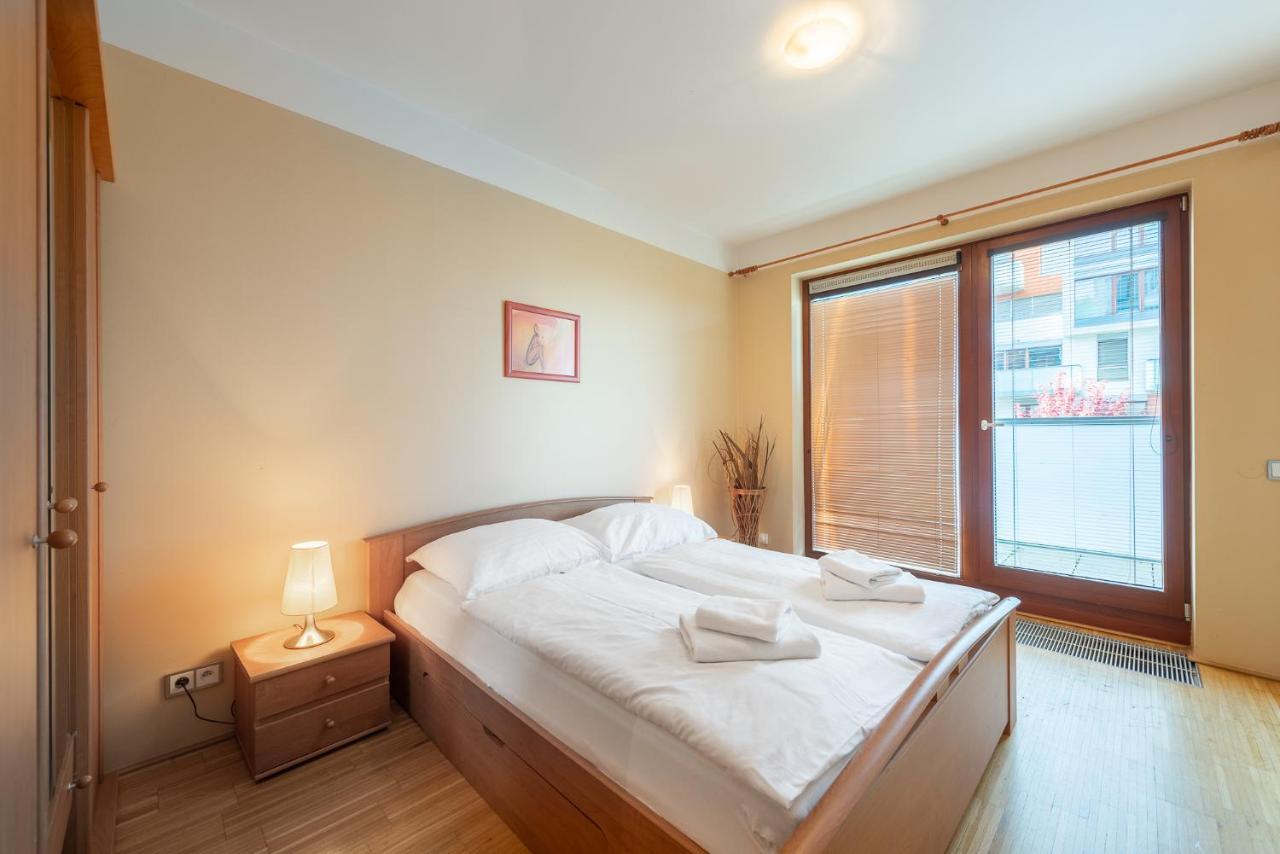 Luxury Apartment River Diamond Residence Prag Eksteriør billede