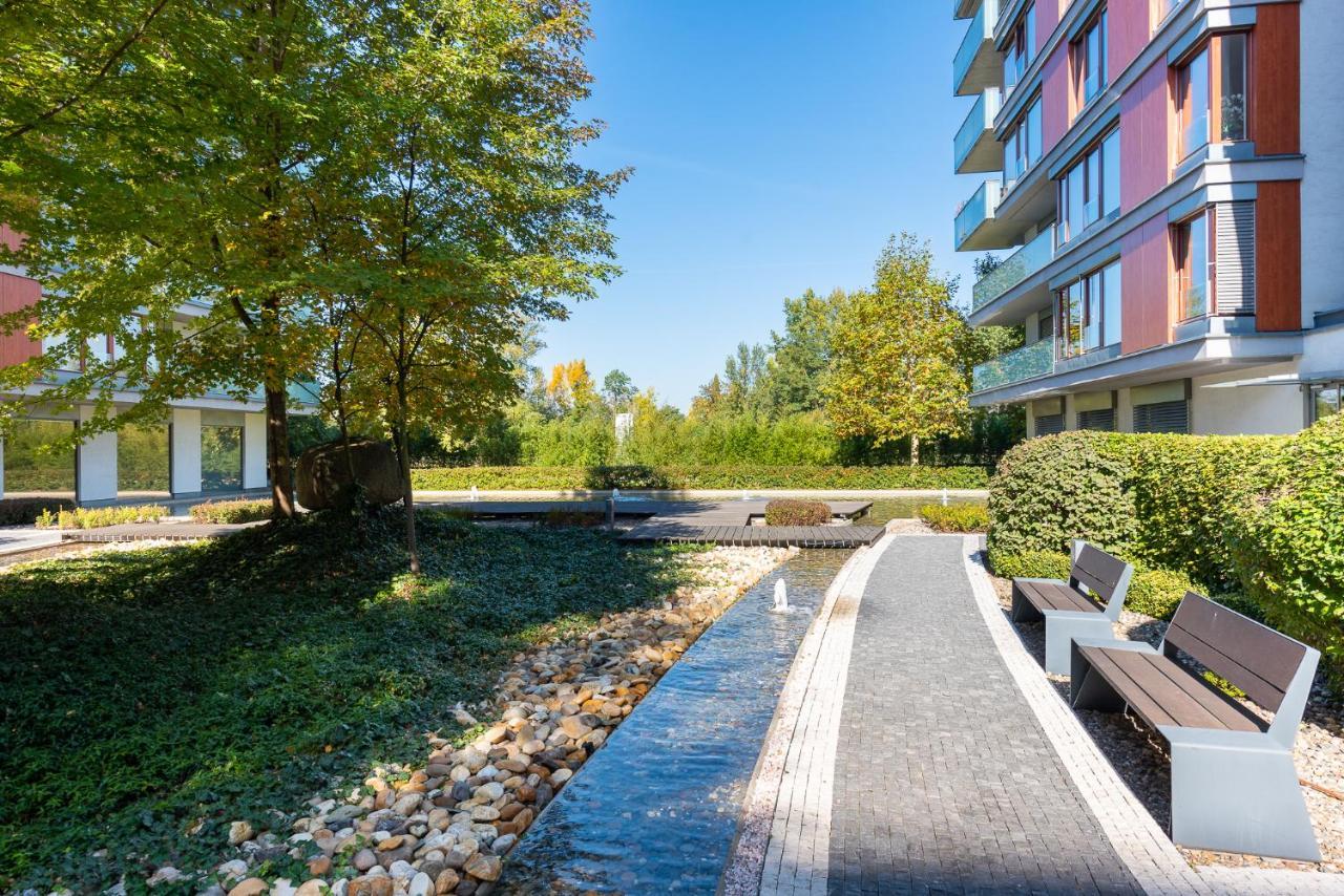 Luxury Apartment River Diamond Residence Prag Eksteriør billede